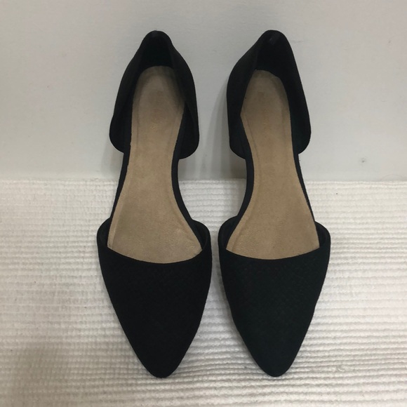 Old Navy Shoes - Old Navy Classic Black Flats size 8